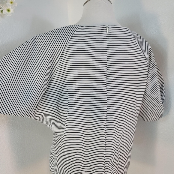 MUSK STRIPED CREWNECK SHORT SLEEVE PLATED WAIST TOP WOMEN'S SIZE MEDIUM - Picture 15 of 16